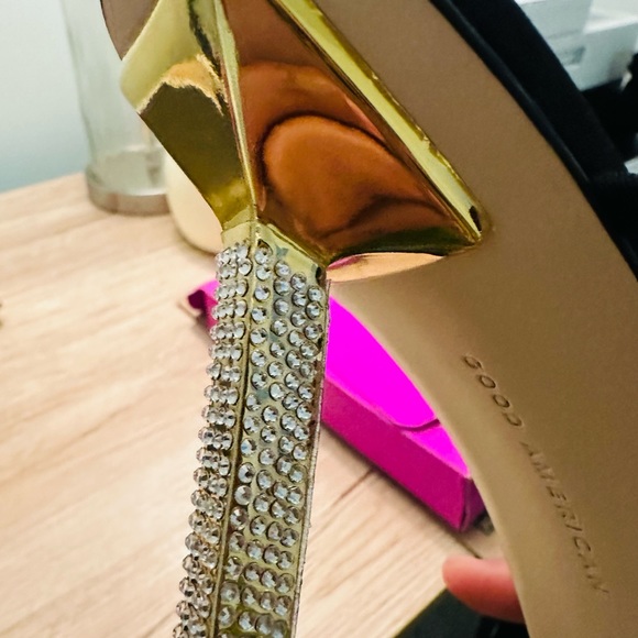 Good American Shine Kickstand Sandals - Picture 3 of 15